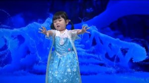 Disney's Frozen "Let It Go" - Idina Menzel/Demi Lovato cover by 3-year-old Aoi【あおいチャンネル】