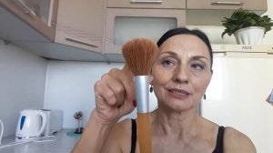 Как правильно ухаживать за кистями для макияжа 50+