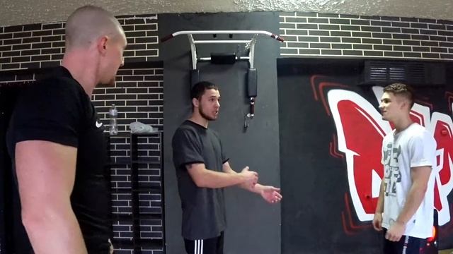 подтягивания в лесенку! Двое против одного NBD_72 смотреть онлайн