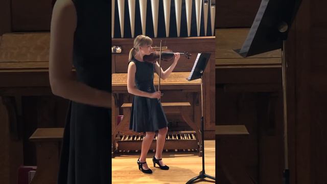 Eva Herion - Recital - Veracini Sonata in E Minor Largo смотреть онлайн