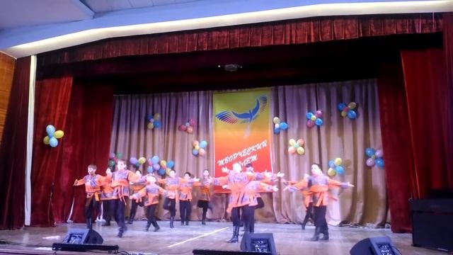 Русь молодая.Танец.19.04.2018г.
