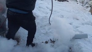 Вот как надо было. Замерзла канализация. Запомни эту хитрость