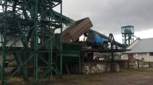 Разгрузка зерна на эстокаде