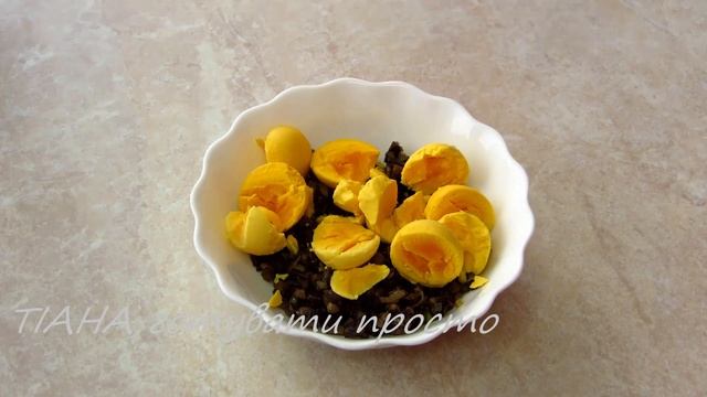 Закусочні фаршировані яйця з ГРИБАМИ смотреть онлайн