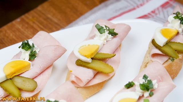 Proste i pyszne kanapki na każdą okazję - szynka, pikle, papryka z jajkiem смотреть онлайн