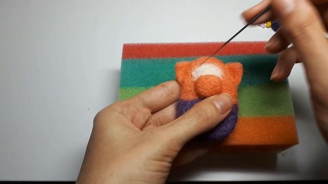 Мастер -класс по валянию броши /Брошь поросенок смотреть онлайн