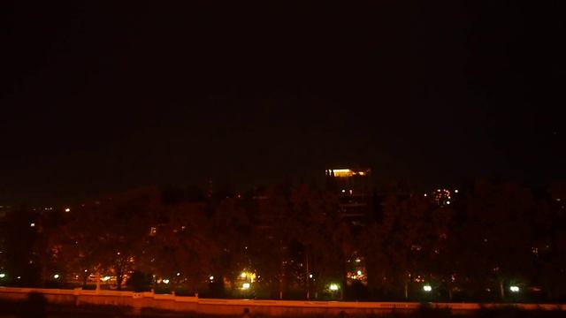 Гроза над Сочи. Много молний. Горизонтальные молнии. Часть 1. смотреть онлайн