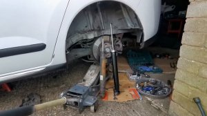 Peugeot 3008 2014 replace rear shock absorber