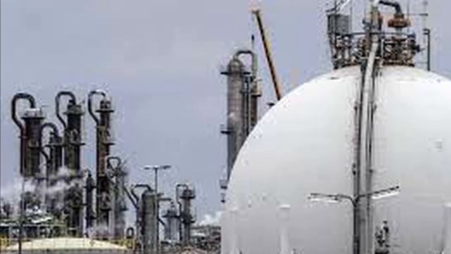 Германия объявила о полной независимости от поставок нефти и газа из России смотреть онлайн