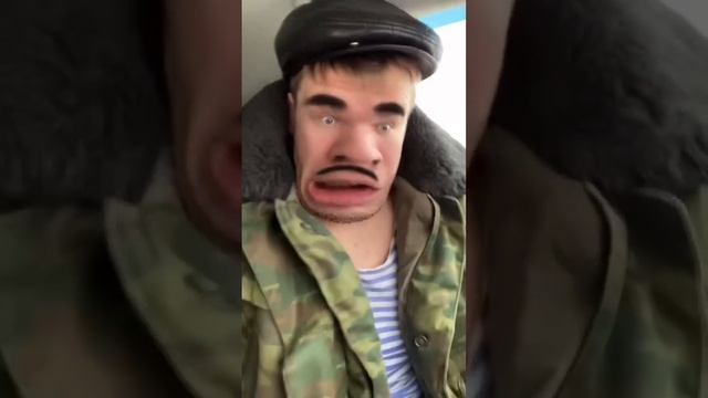 Малой профессиональный водитель 🚙.