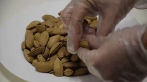 Миндаль в скорлупе жареный