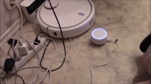 Умная колонка с Алисой от Яндекса включает робота пылесоса Xiaomi