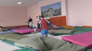 Самый крутой трюк на батуте семь четвертей снял на Gopro Что видит спортсмен когда делает сальто
