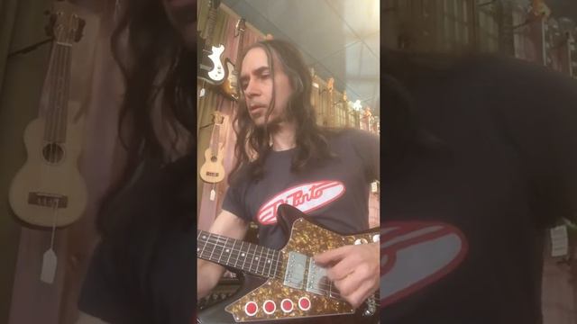 Galaxie 4 with 3 humbuckers смотреть онлайн