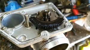 AUDI A6 C6 2,7 TDI устройство дроссельной заслонки