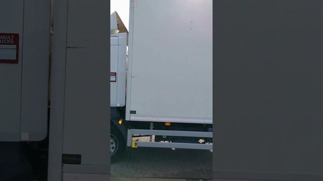 Kleyn Trucks - RENAULT D 220 2018 482,960 km смотреть онлайн