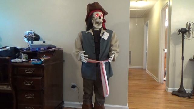 Gemmy Life-Size 5ft Animated Dancing Pirate Skeleton (Flat Base Model) смотреть онлайн