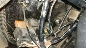 Замена реле поворотов на Ниве (без разбора)