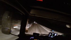 ДАЛЬНОБОЙ ПО РОССИИ. НОЧЁВКА В КАМАЗЕ 5490 В -38.