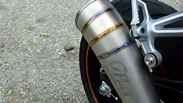 Suzuki GSX-R 1000 K7 2007 Auspuff Yoshimura Soundcheck смотреть онлайн