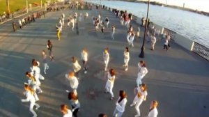 Флешмоб Бурановские бабушки. Flash mob buranovskie babushki.