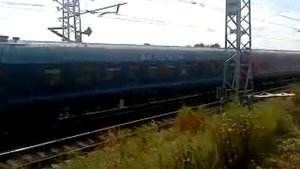 Электровоз ЧС7-108 с поездом №124В Белгород — Новосибирск