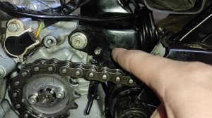 Bajaj ВОХER 150X. Установка автосмазчика цепи с алиэкспресс.