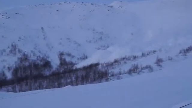 Большой сход лавины Кировск смотреть онлайн