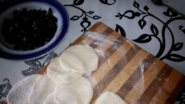 Как приготовить вареники/Начинка ягоды 28.10.20г смотреть онлайн