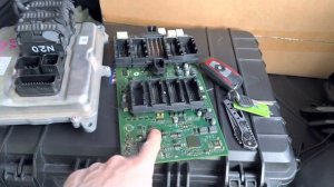 BMW F20 - замена блока DME mevd1725 N13 / Replacement engine computer mevd1725 BMW F20 N13