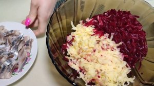 Салат со свеклой и селедкой, ленивая шуба!