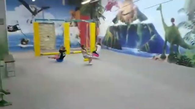 Аттракцион парка развлечений 7 Чудес ! смотреть онлайн