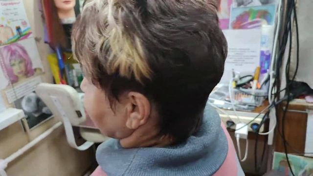 Постриглись под Диану высветили две полоски смотреть онлайн