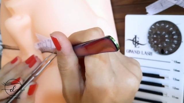 Classic Lash Extensions For Beginners | Classic Lash Extension Tutorial On Mannequin