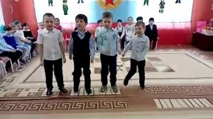 Песня Мы шагаем как солдаты   старшая группа