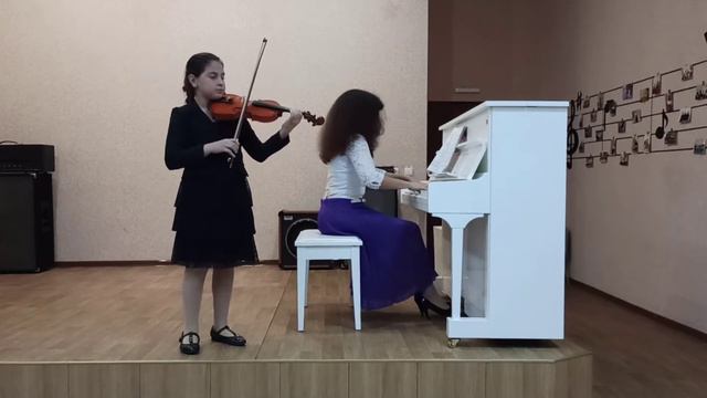 Гома Аніта 10 років І. Білозерова Очікування Д. Ексоде Менуєт G Dur