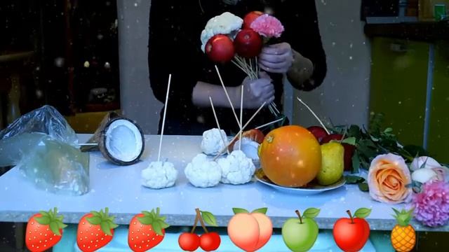 Букет из овощей. Съедобный букет. Фудфлористика. Как сделать букет из фруктов смотреть онлайн