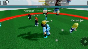 КТО последний выйдет ИЗ круга (Roblox)