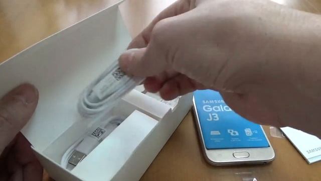 Samsung Galaxy J3 (2017) - обзор отличного смартфона смотреть онлайн