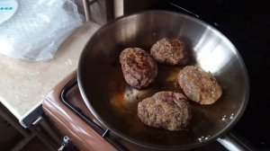 Любительское "кривое" тестирование стальной  сковороды Катунь