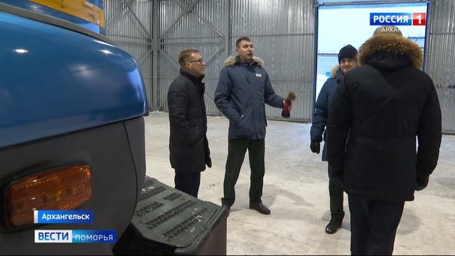 В ЕЛЦ области сегодня открыли новый ангар для хранения техники смотреть онлайн