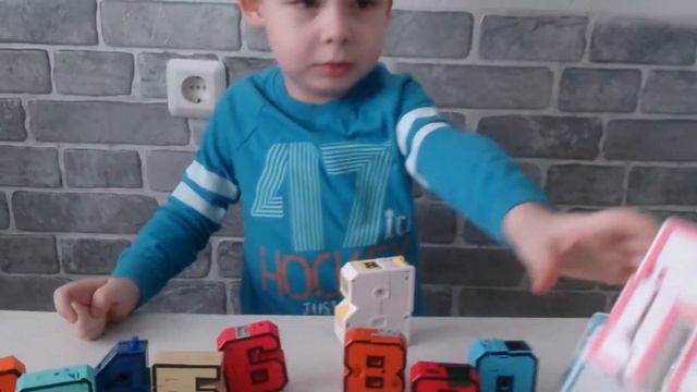 Тоботы. Буквы и цифры (ч.1)