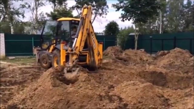 Рытьё котлована под фундамент экскаватором от ООО "ПСК ЭНЕРГИЯ" смотреть онлайн