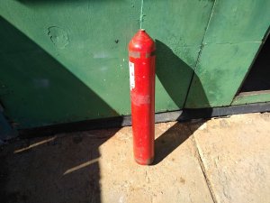 Огнетушитель углекислотный ОУ-10.