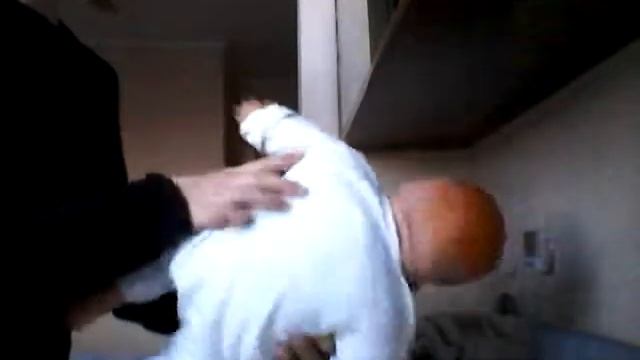 Пеленание после дневного сна