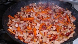 Колбасный суп