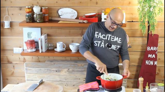 PIZZA RIPIENA SCAROLA E BACCALA' ricetta pizza di scarola e baccalà смотреть онлайн