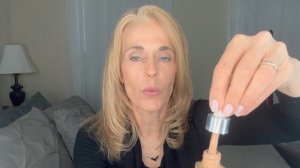 REVIEW & TRY ON OVER 50 MATURE SKIN 3 TINTED MOISTURIZERS 1 TINTED SERUM & 1 HEALTHY BIOME MAKEUP