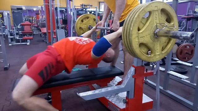 1 жим лежа 140 смотреть онлайн