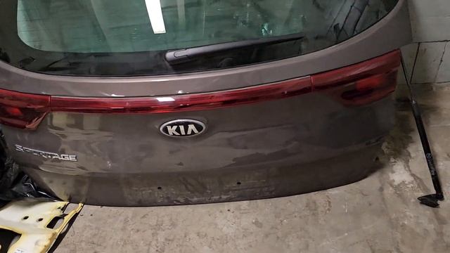 Kia Sportage 2016 - Крышка багажника бу киа спортедж ляда. авторазборка смотреть онлайн